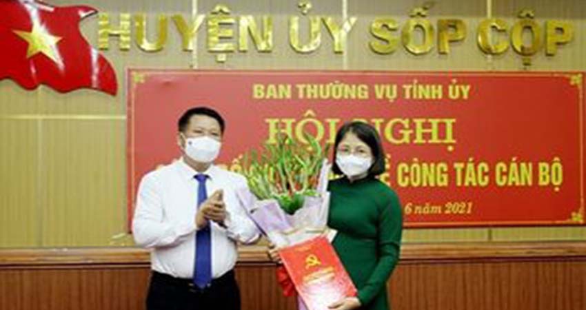 Hội nghị công bố Quyết định về công tác cán bộ
